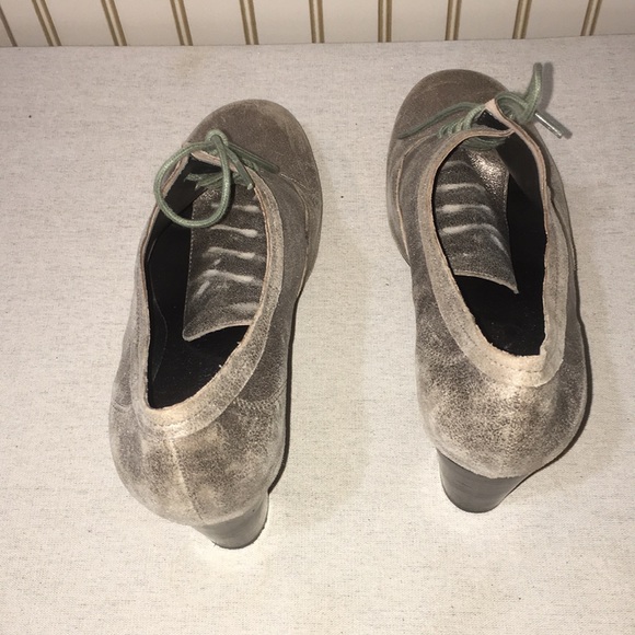 Heeled booties - Picture 4 of 4